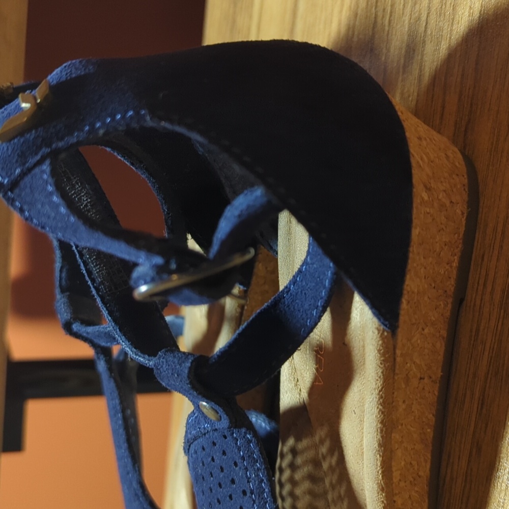 Koolaburra by Ugg Women's Sandals - Picture 4 of 4